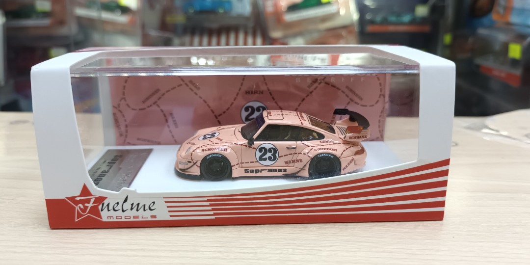 大得価特価FUEL ME 1/64 RWB 993 SOPRANOS-PINK PIG 限定 ポルシェ 911 RAUH-Welf BEGRIFF 京商 トミカサイズ 乗用車