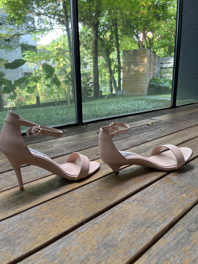Bp hotsell nude heels