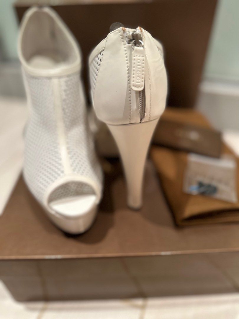 White gucci booties outlet