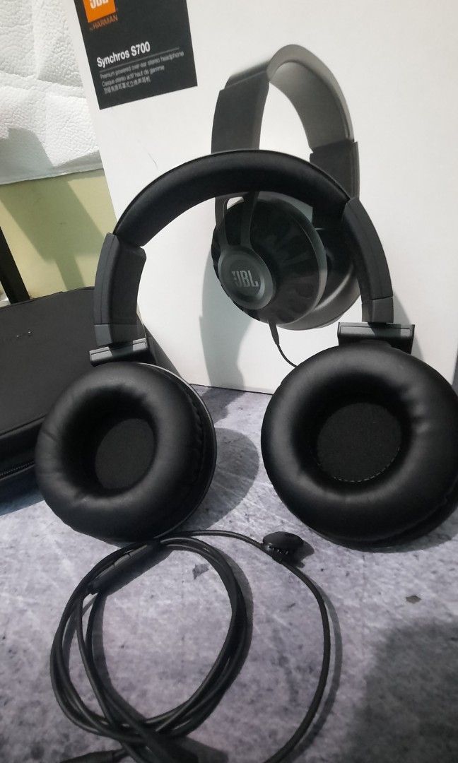 Harman jbl synchros s700 sales