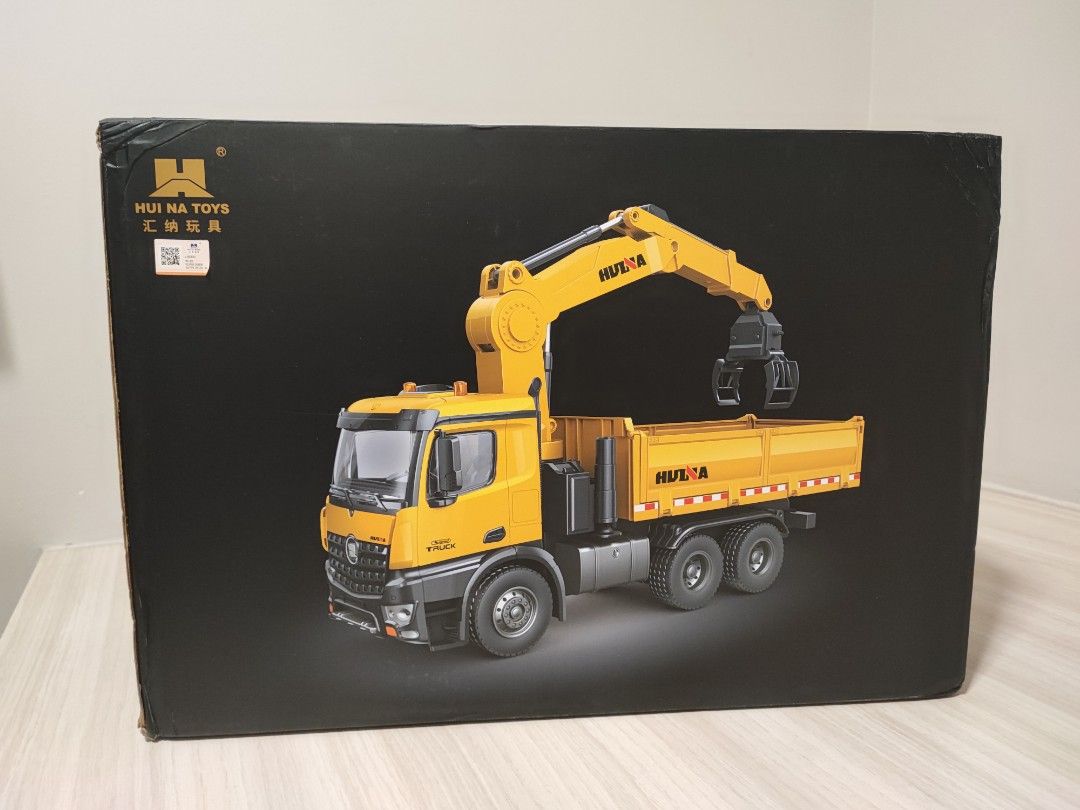 Huina 575 Remote Control Lorry Crane, Hobbies & Toys, Toys & Games on