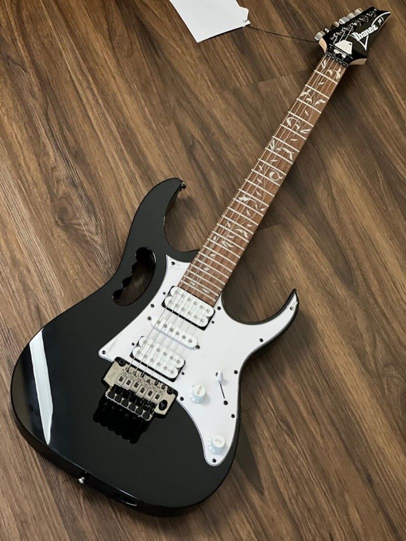 Ibanez jem jr black new arrivals