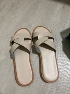ISMOO - Sandals Beige Size 38