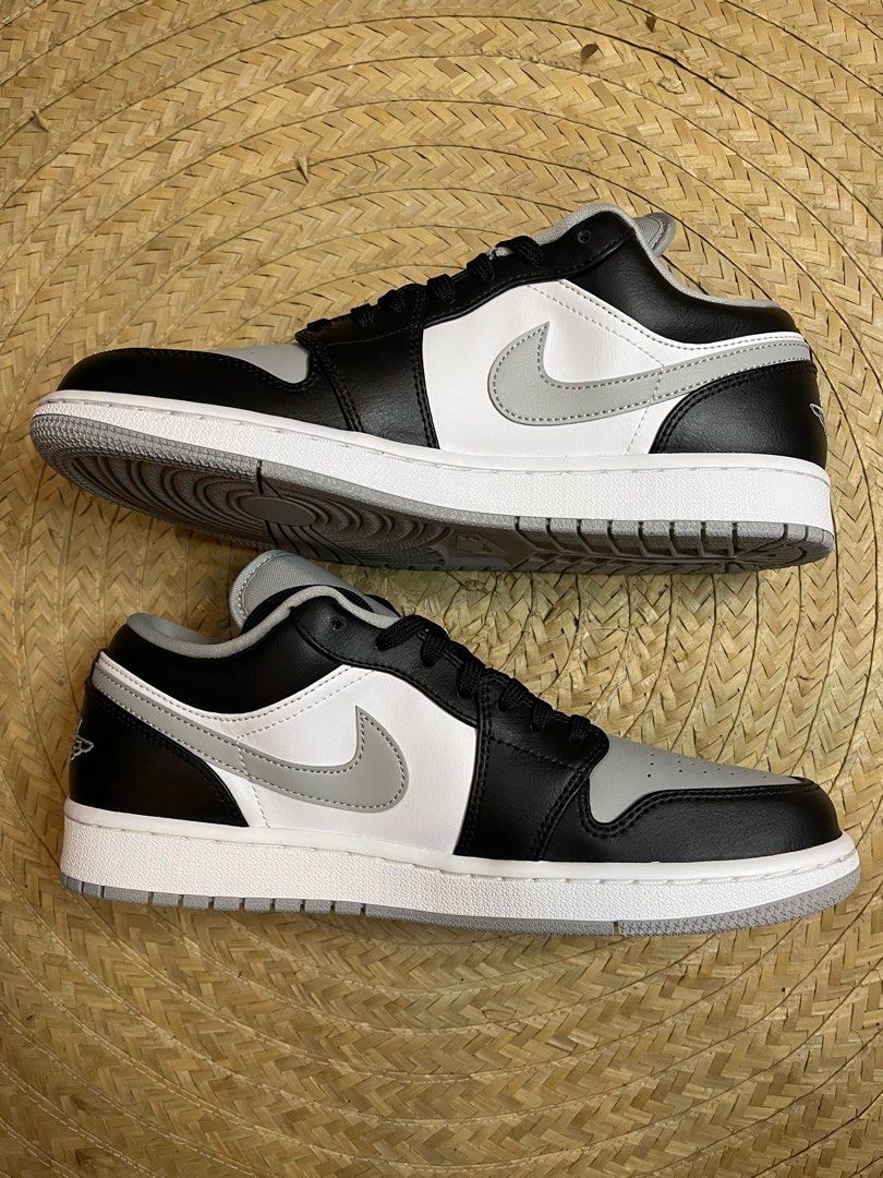 Jordan 1 Low 'Smoke Grey' (Category: Sneakers) located in Quezon. Submitted by crewkicks.ph (Listing ID 1199099664, Image 3). Description: Jordan 1 Low 'Smoke Grey' (2020) Size 9 Brand new Badly Damaged box ₱ 6,995 Repriced, FIRM.