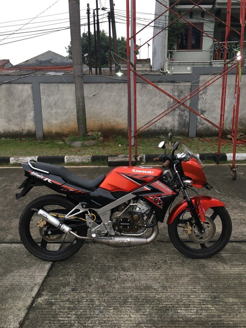 Ninja r 2014 top