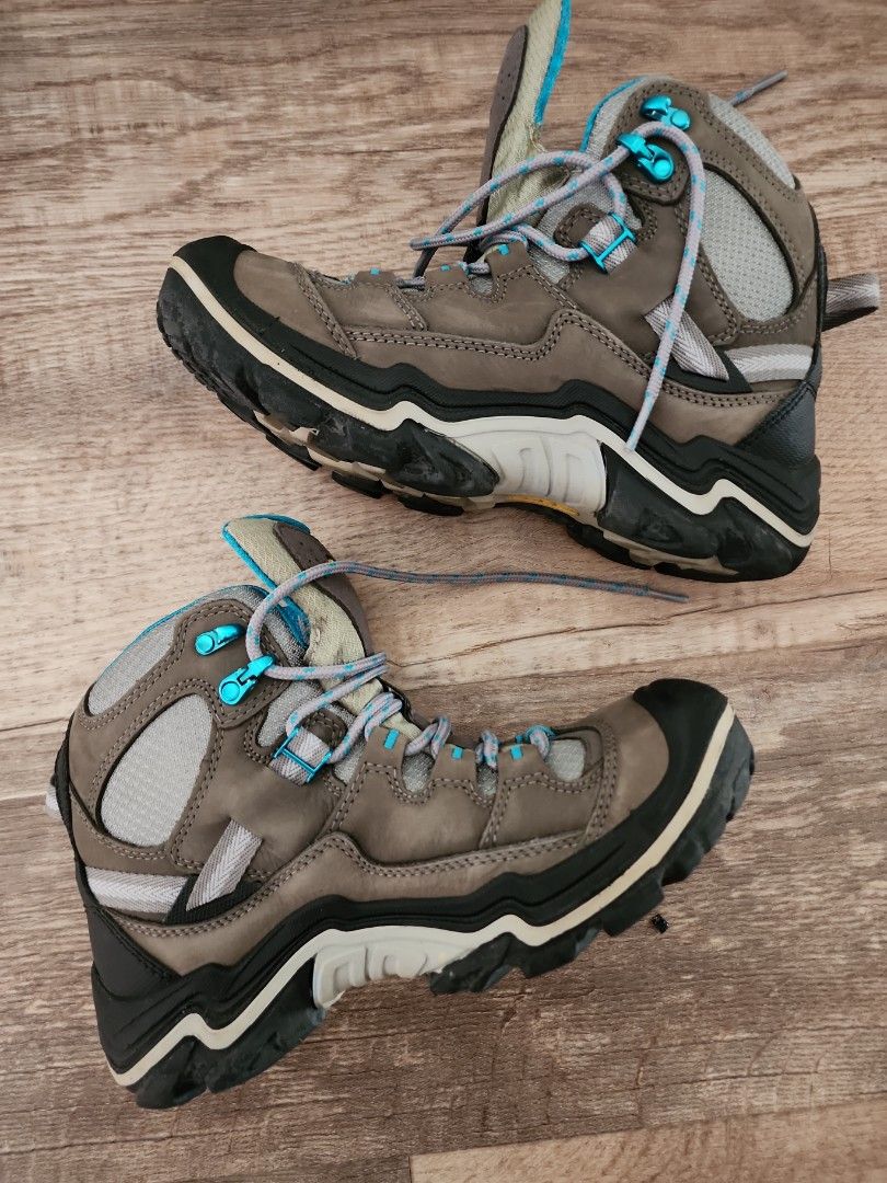 Keen store ankle boots