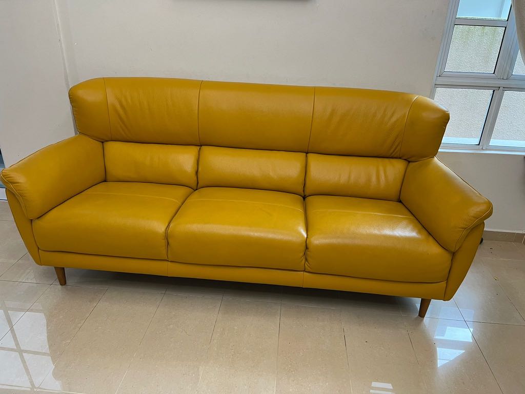 KUKA Branded FULL Leather Sofa Loving Preowned (2yo), Furniture