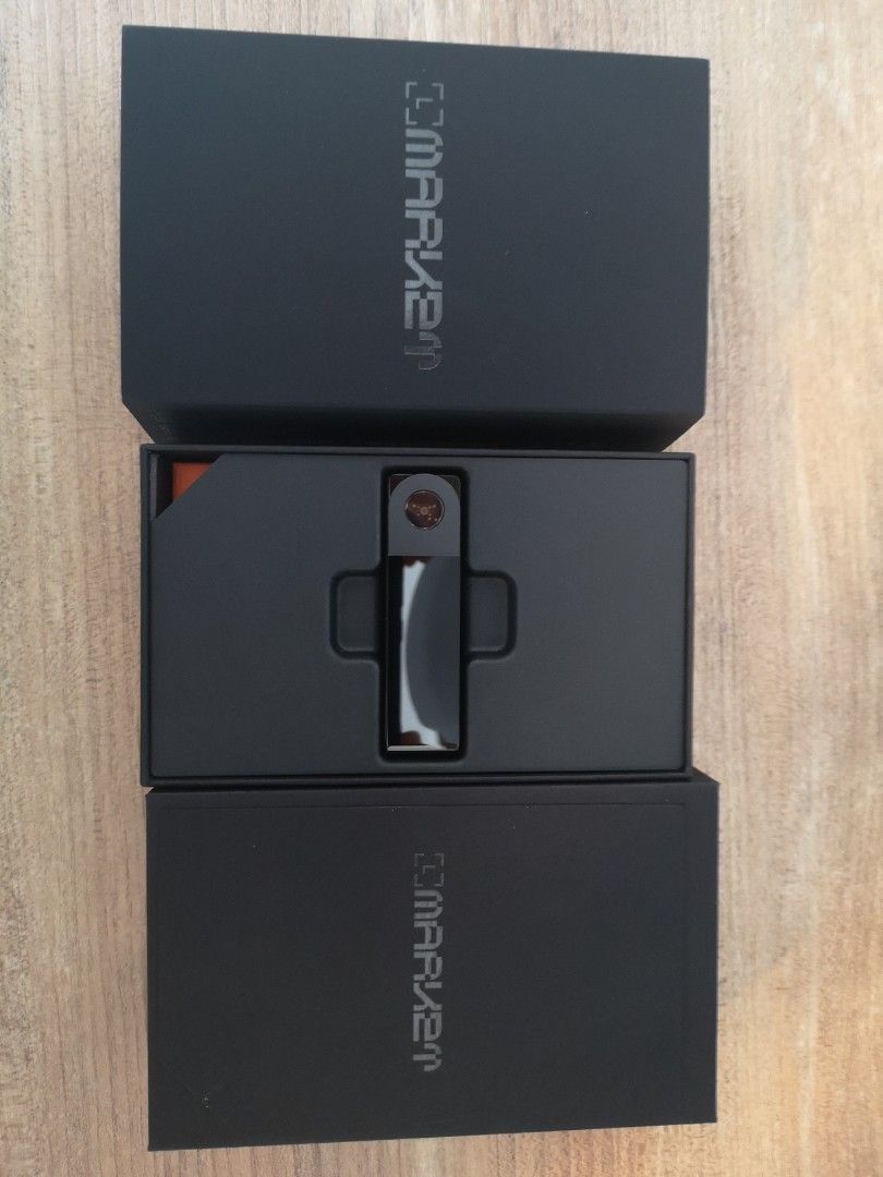 Ledger Market Nano X Black on Black Limited Edition , Computers & Tech,  Parts & Accessories, Hard Disks & Thumbdrives on Carousell