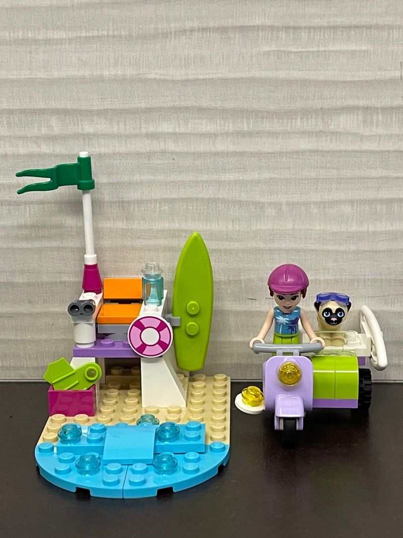Lego friends mia's beach hot sale scooter