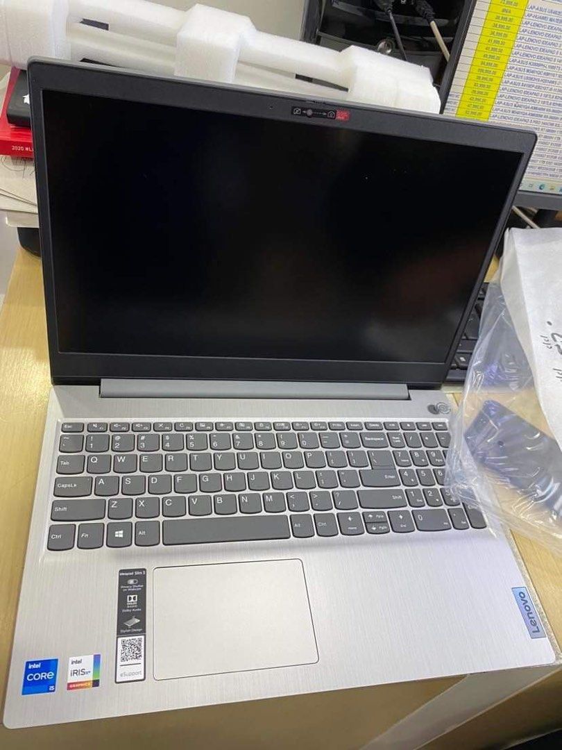 Lenovo laptop, Computers & Tech, Laptops & Notebooks on Carousell