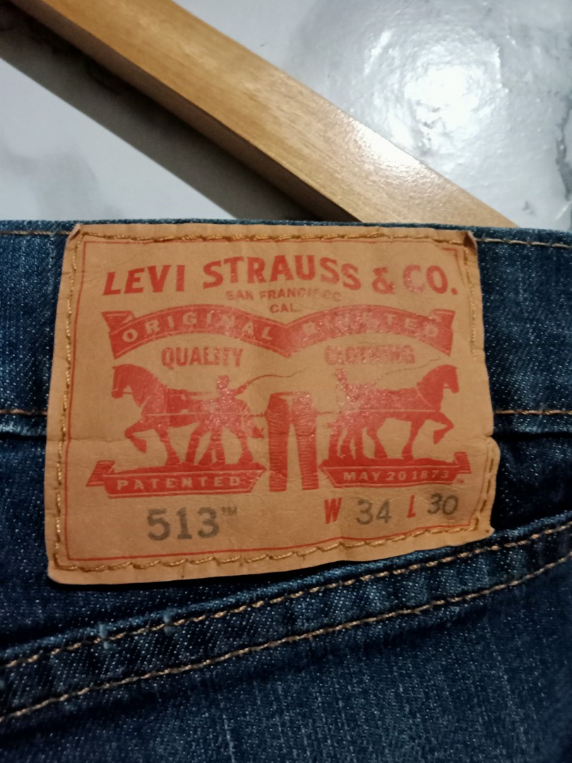 Levi's 513 Slim Straight Size 34x30 Stretchable, Actual Waist is 35 Made in  Bangladesh, #3440 Stamp Button Excellent Condi, Men's Fashion, Bottoms,  Jeans on Carousell
