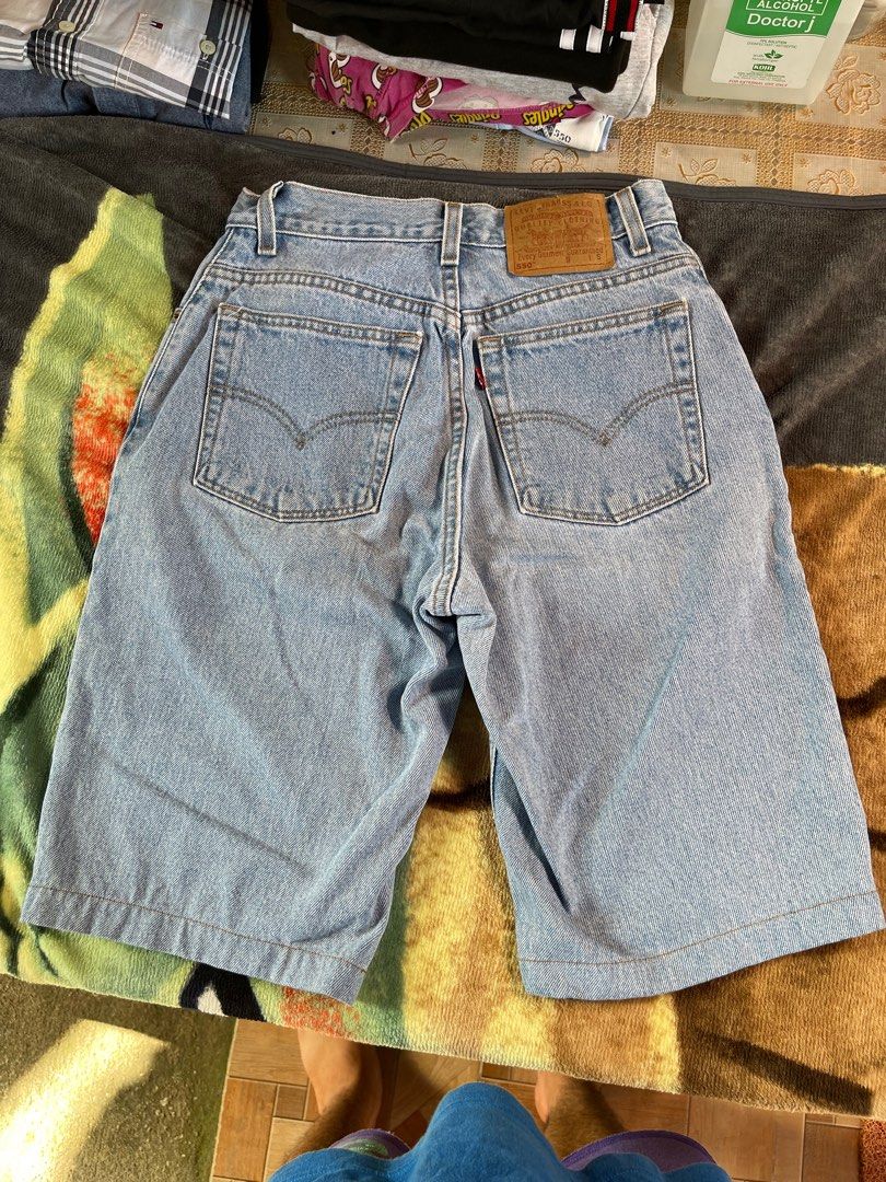 Levis 550 Relaxed fit shorts, Men's Fashion, Bottoms, Shorts on Carousell