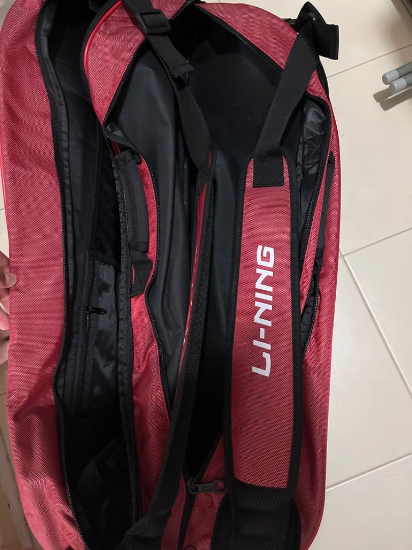 lining badminton racket bag, Sports Equipment, Other Sports Equipment