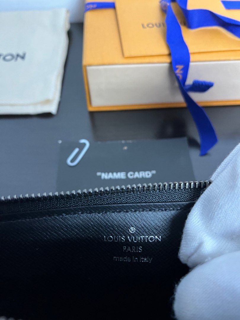 Louis Vuitton M81526 Hybrid Wallet, Black, One Size