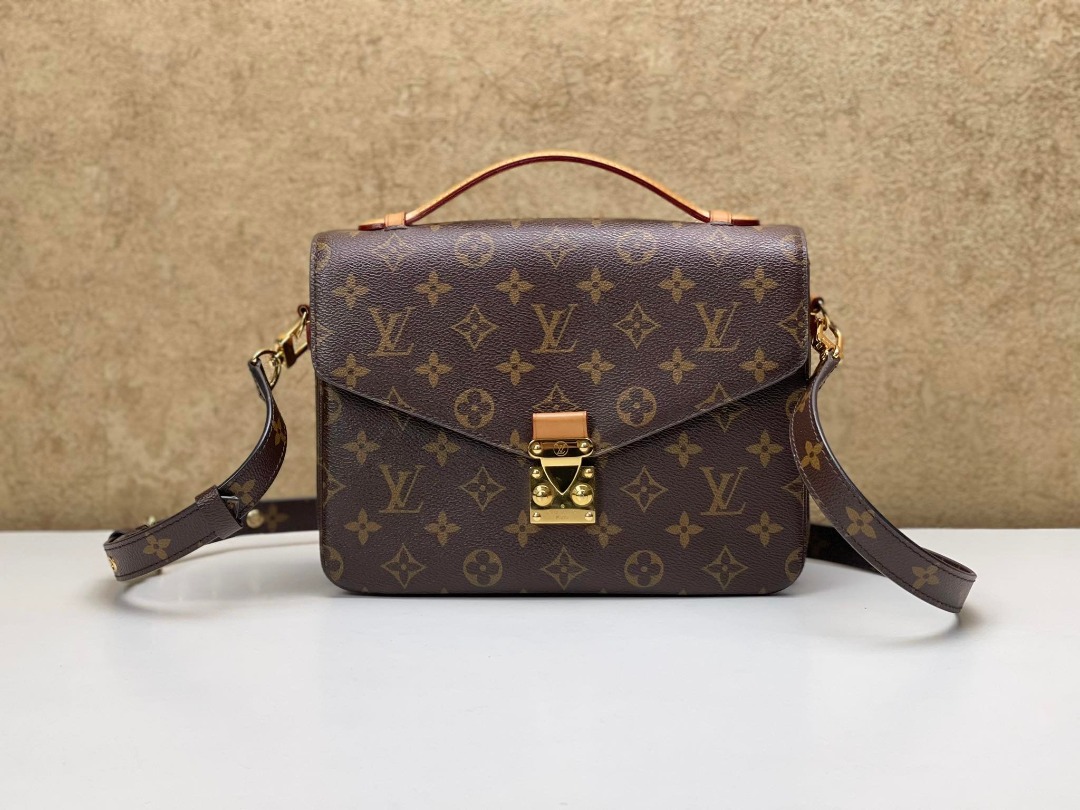 Pochette Metis M44875 Louis Vuitton LV, Luxury, Bags & Wallets on Carousell