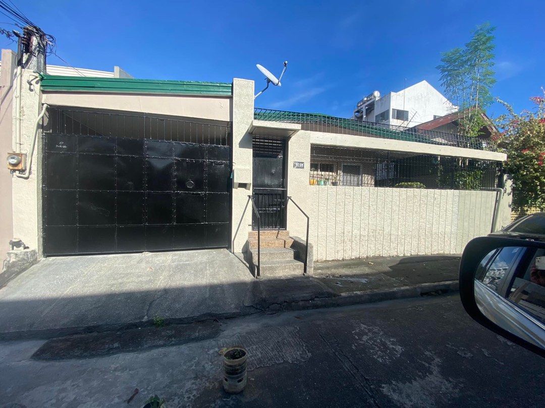 Makati house&lot for SALE good location, Property, For Sale, House