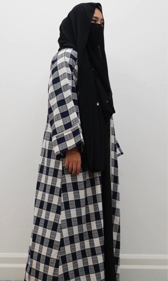 Checkered abaya outlet