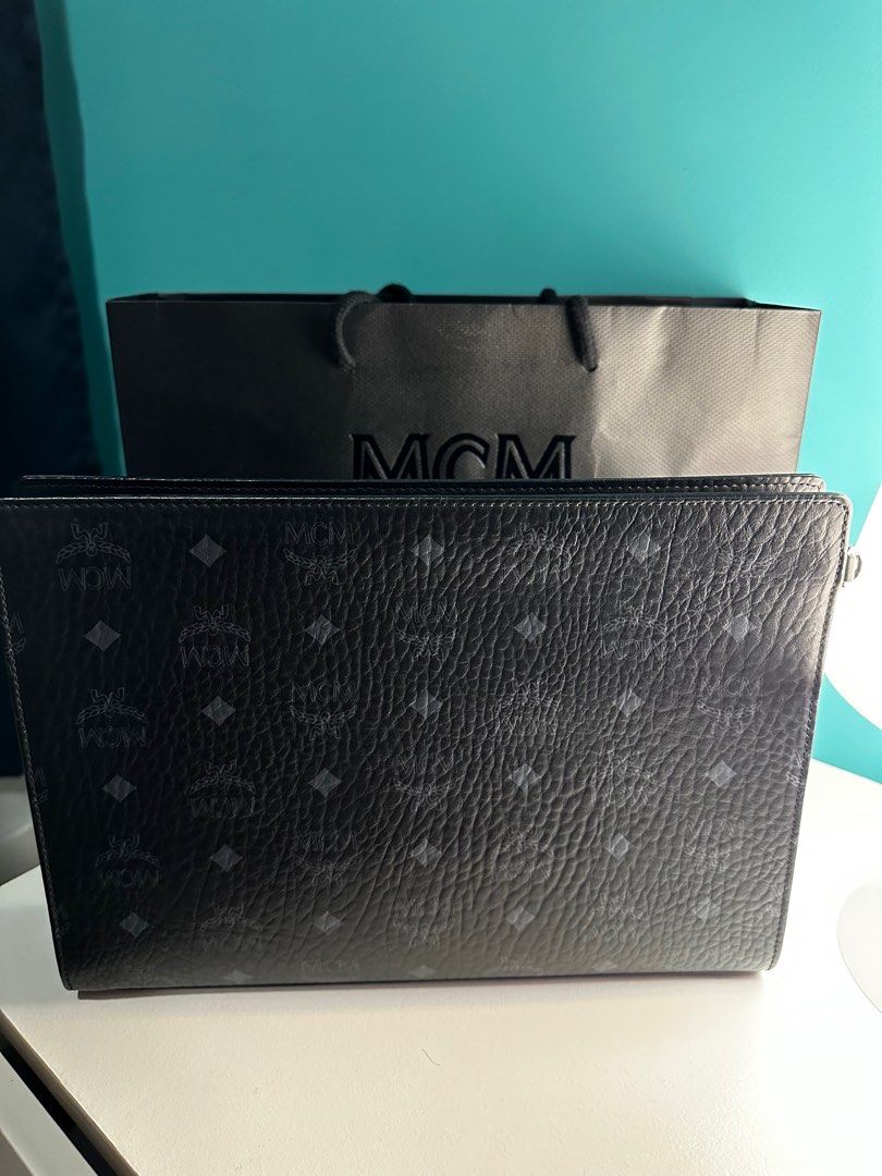 Mcm clearance mens pouch