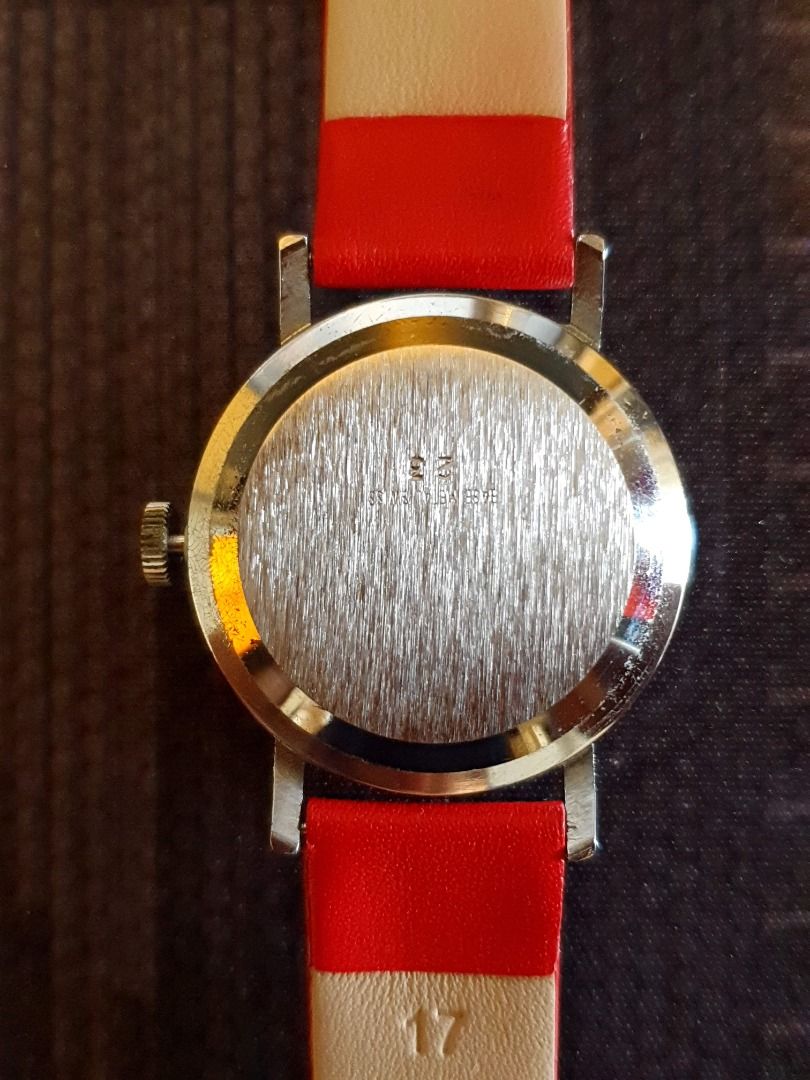 Bradley swiss made discount mickey mouse watch 23