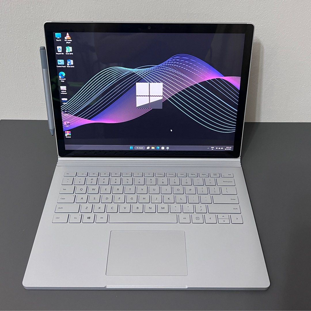 Microsoft Surface Book 3, i7-1065G7, 16GB Ram, 256GB SSD, Nvidia