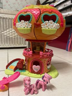 (Category: ) located in . Submitted by ainadeerah (Listing ID 1199089398, Image 1). Description: .