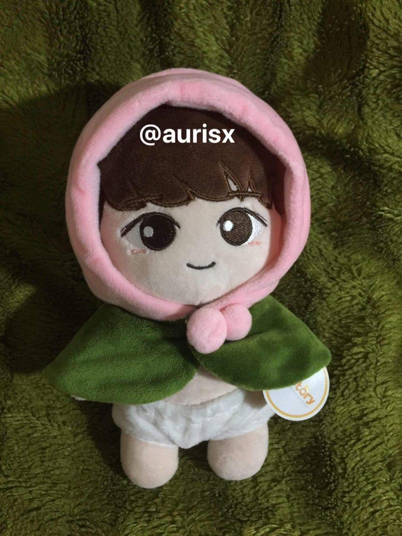 NCT Jaehyun Doll (Category: K-Wave Merchandise) located in Mandaluyong City. Submitted by aurisx (Listing ID 1199105623, Image 3). Description: help me find a forever home for my Jaehyun doll 🥹 - bought it at a PH GO for 1745 (with EMS fees) in 2018 but i’m selling it for 1500 na lang - brand new meron pang tag - rfs: need funds!!! (slightly negotiable pass sa barat).