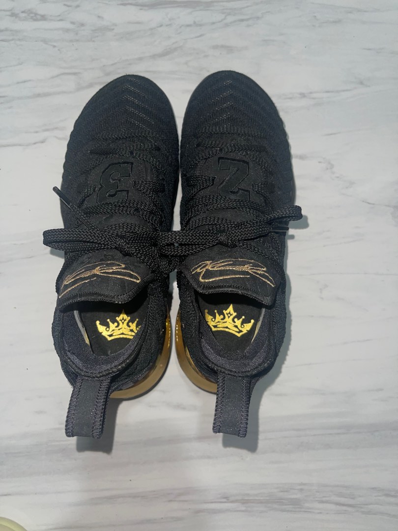 Im king 2025 lebron 16