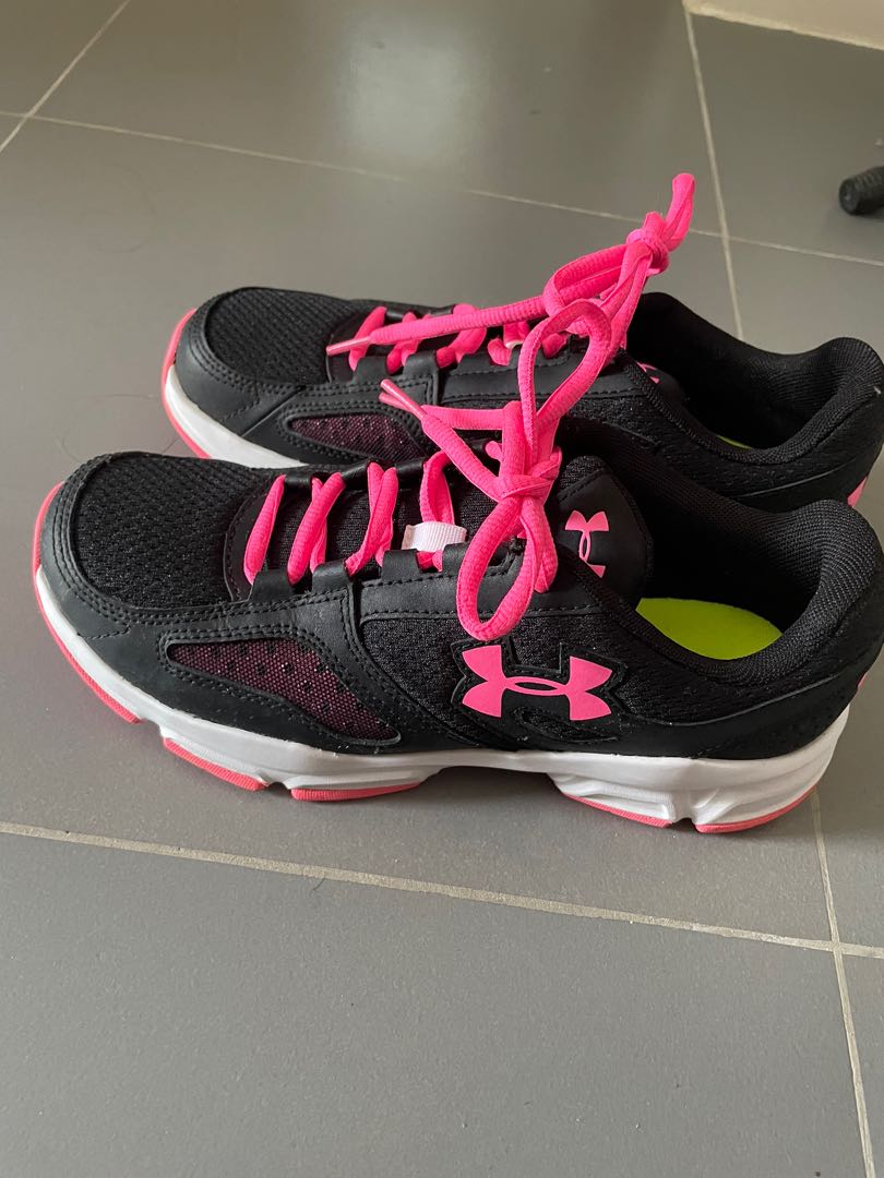 Under armour rubber shoes store