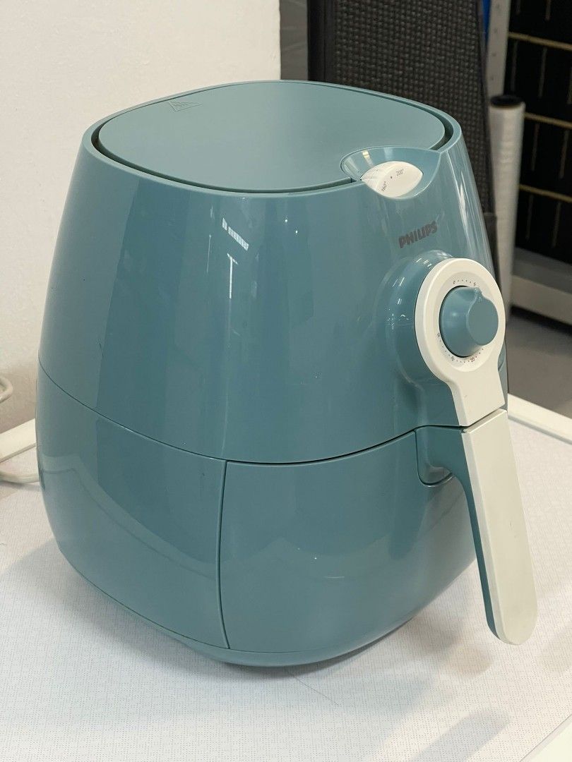 PHILIPS HD9218 AIR FRYER (0.8KG), TV & Home Appliances, Kitchen