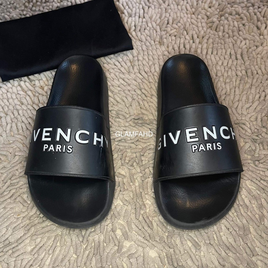 Pre Owned Authentic GIVENCHY Slides Size 40, Women's Fashion, Footwear,  Slippers and slides on Carousell