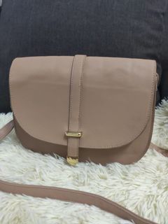 (Category: ) located in . Submitted by syafiqahakema (Listing ID 1199164660, Image 1). Description: .