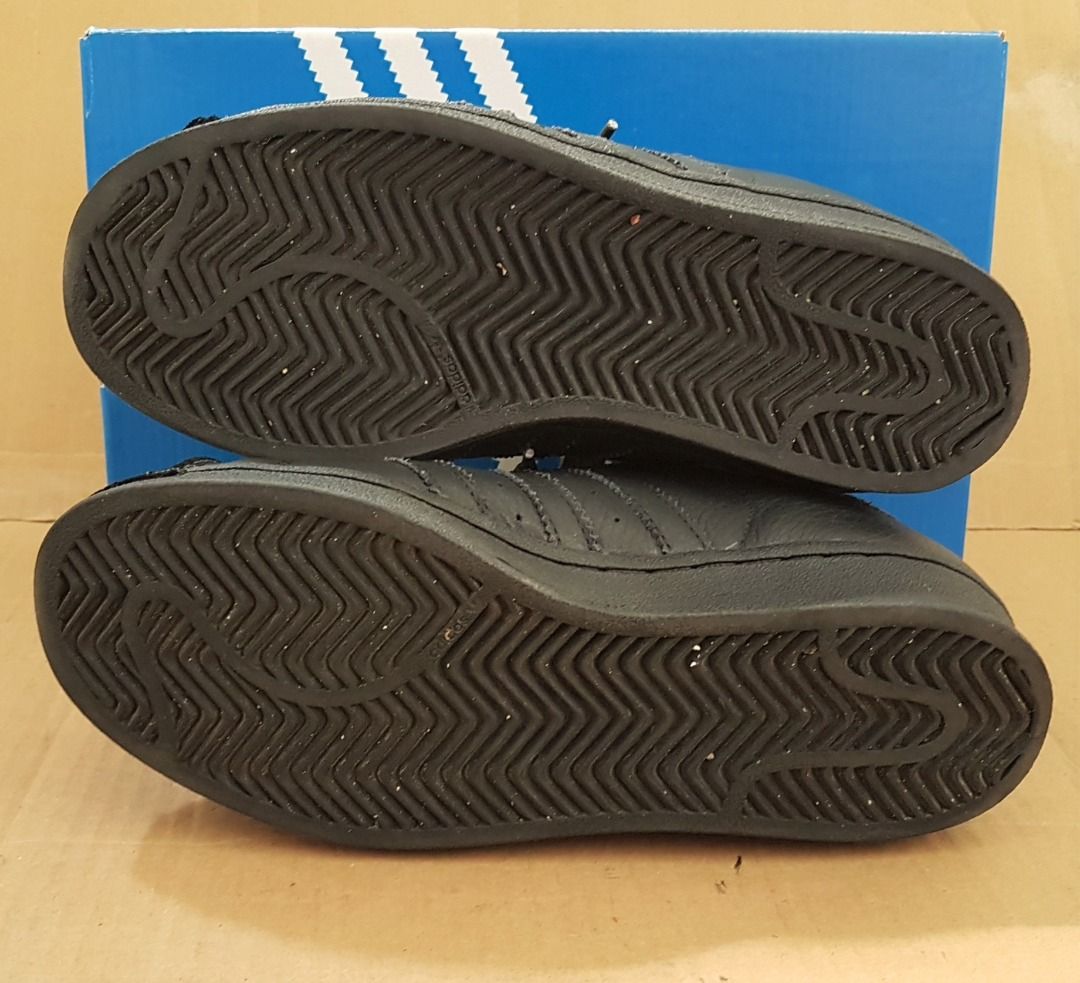 Cg6011 adidas hot sale