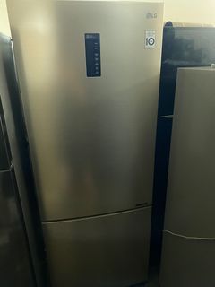 Quite new LG 445l big 2 door fridge / refrigerator