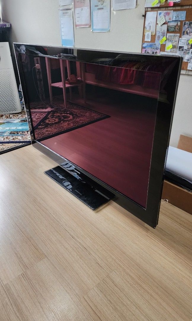 Samsung Series 5 Plasma TV 50 Inch PS0b550T2F, TV & Home Appliances, TV