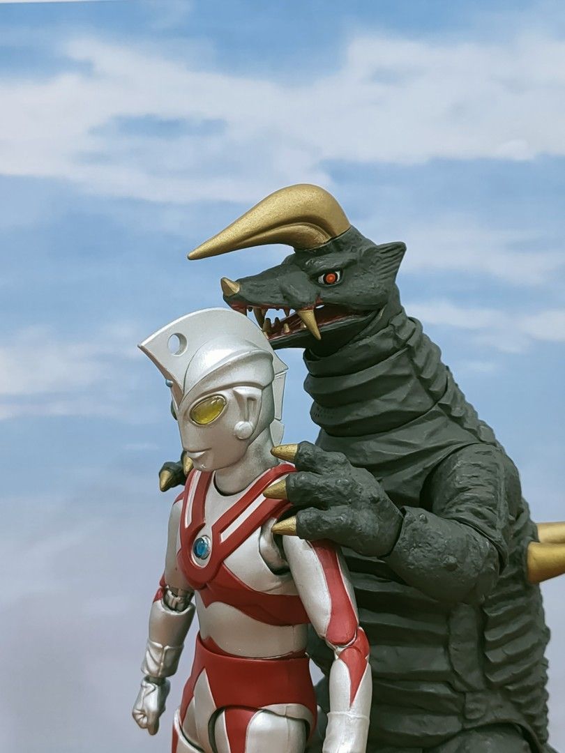 Shf black king (ultraman kaiju), Hobbies & Toys, Toys & Games on Carousell