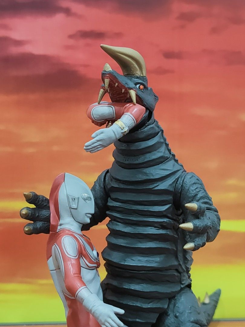 Shf black king (ultraman kaiju), Hobbies & Toys, Toys & Games on Carousell