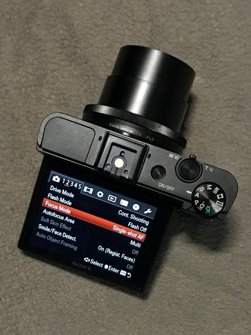 Sony RX100 m2 ii, Photography, Cameras on Carousell