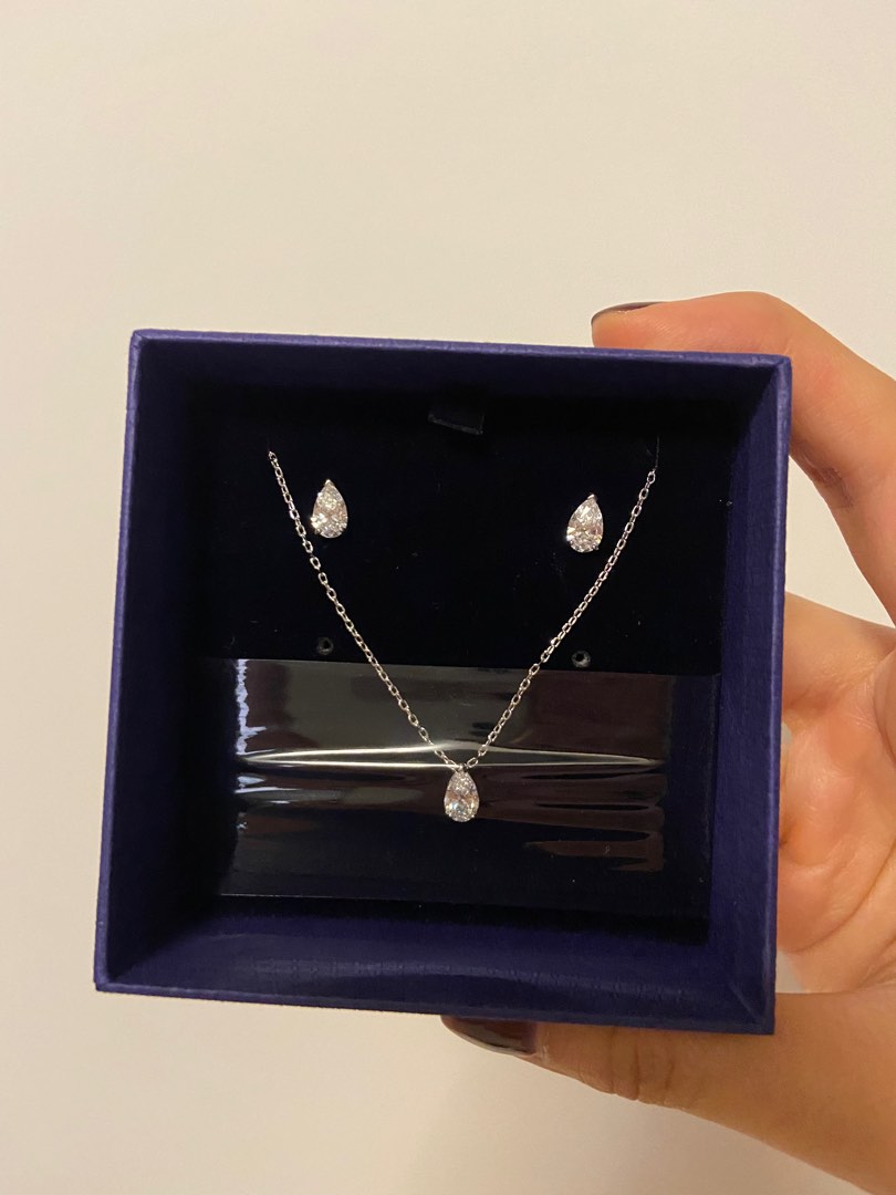 Swarovski Pear Cut Attract Set