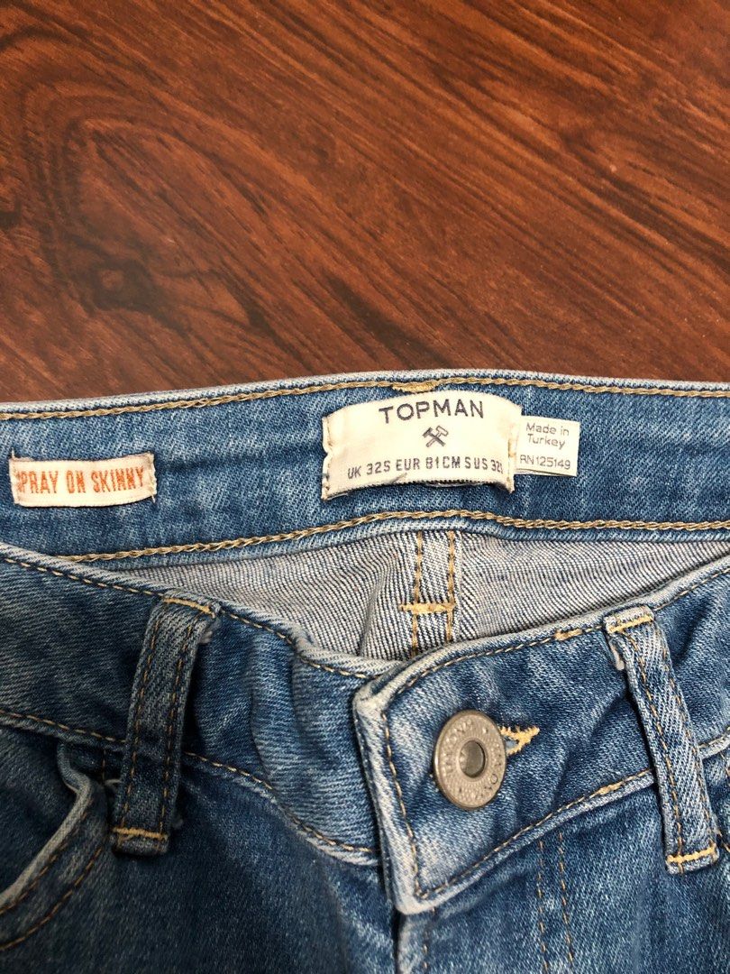 Topman Ripped Jeggings (Category: Jeans) located in Imus. Submitted by ShopCVT (Listing ID 1199151905, Image 2). Description: Men's ripped jeggings Very stretchable Payment: BDO/GCash.