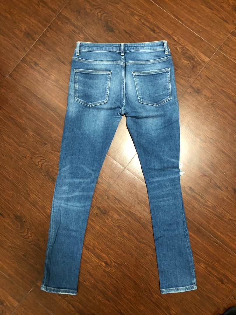 Topman Ripped Jeggings (Category: Jeans) located in Imus. Submitted by ShopCVT (Listing ID 1199151905, Image 3). Description: Men's ripped jeggings Very stretchable Payment: BDO/GCash.