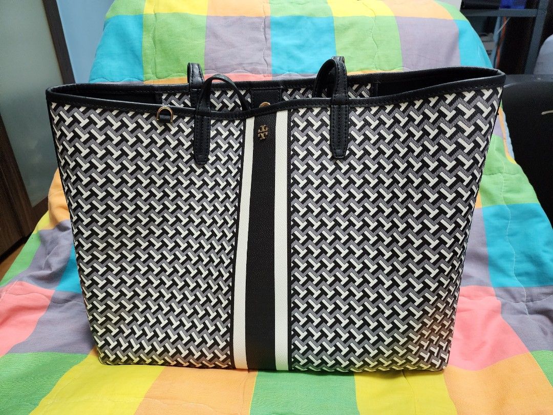 tory burch tile t link tote