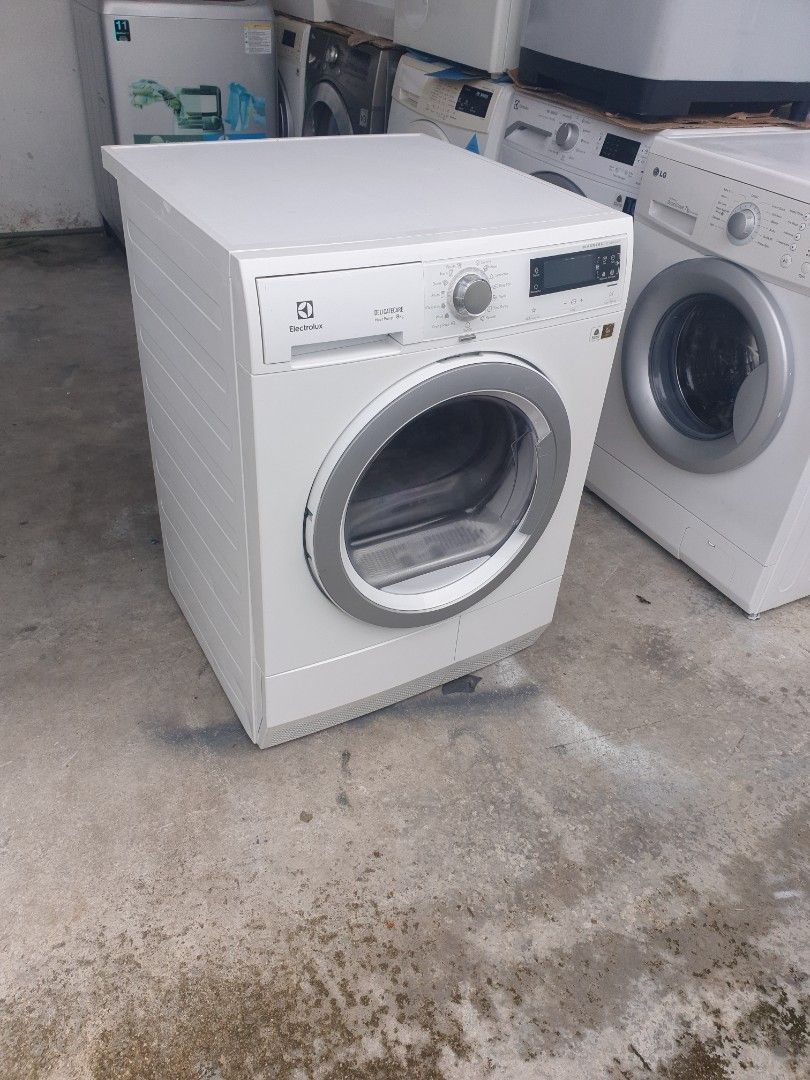 Used Electrolux inverter heat pump condenser clothes dryer, heat pump dryer, pengering baju