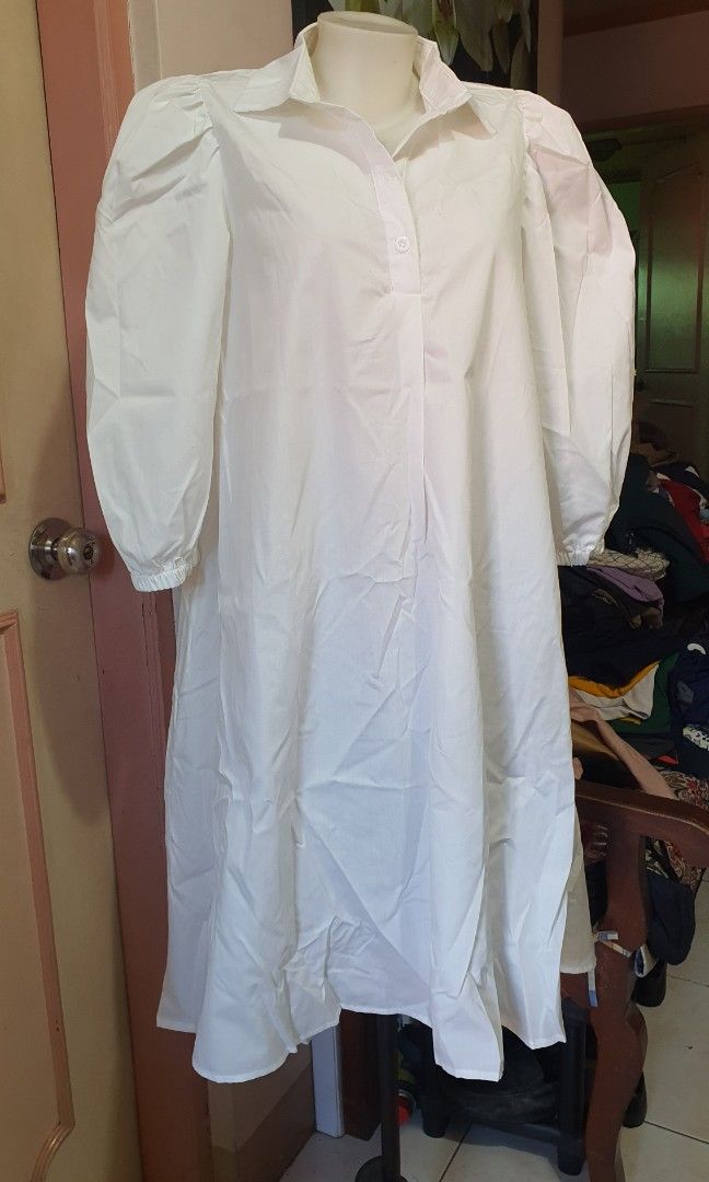 Vonda White dress (Category: Dresses) located in Cainta. Submitted by condoandstuff (Listing ID 1199129406, Image 3). Description: Brand new with tag. Vonda white dress bought in Lazada for 700 plus. Medium in size.
