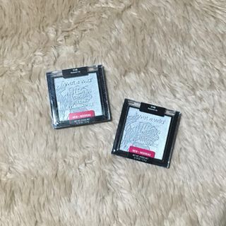 Wet n Wild highlighter in “Glow Watcher”