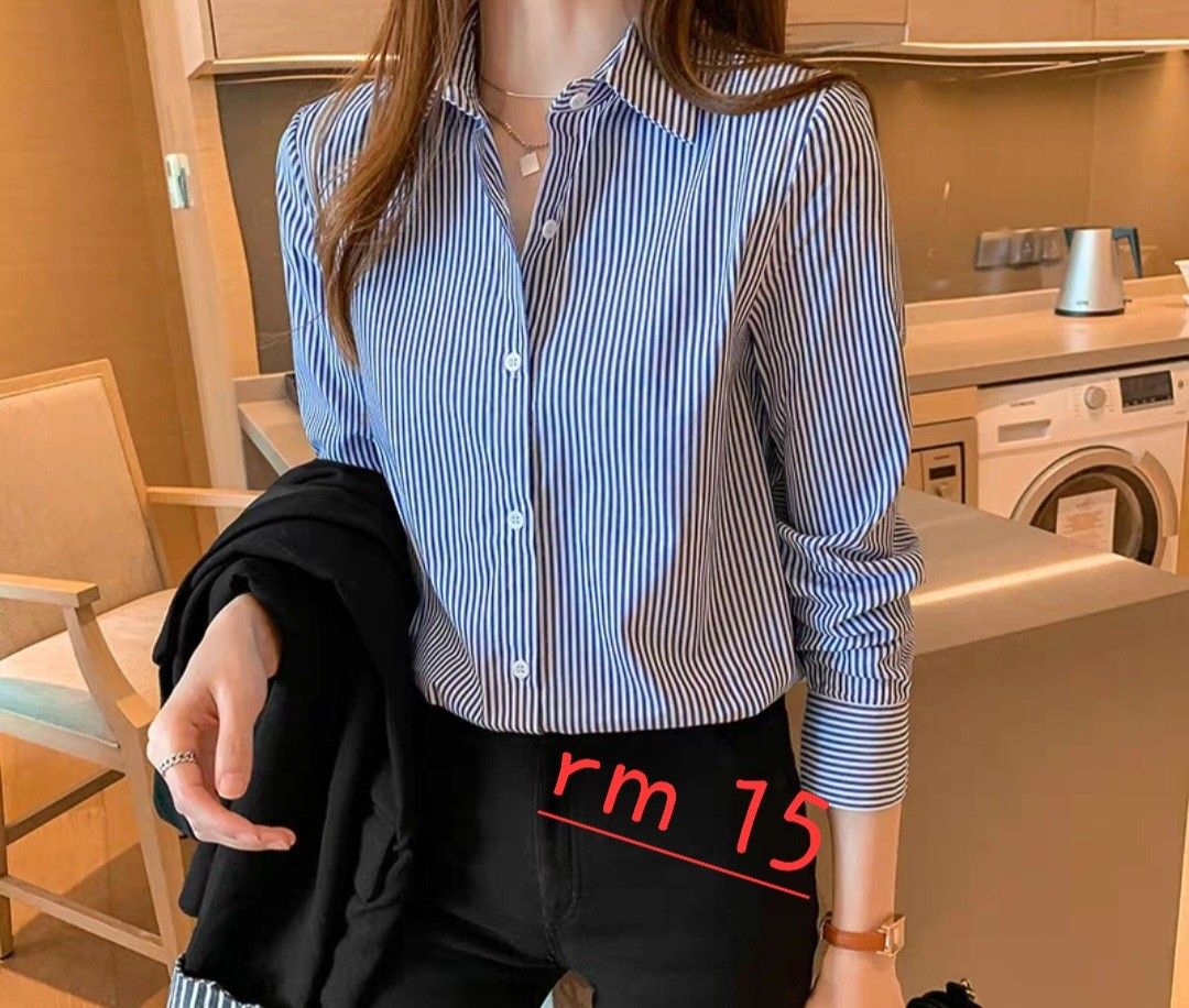 Petite casual outlet tops