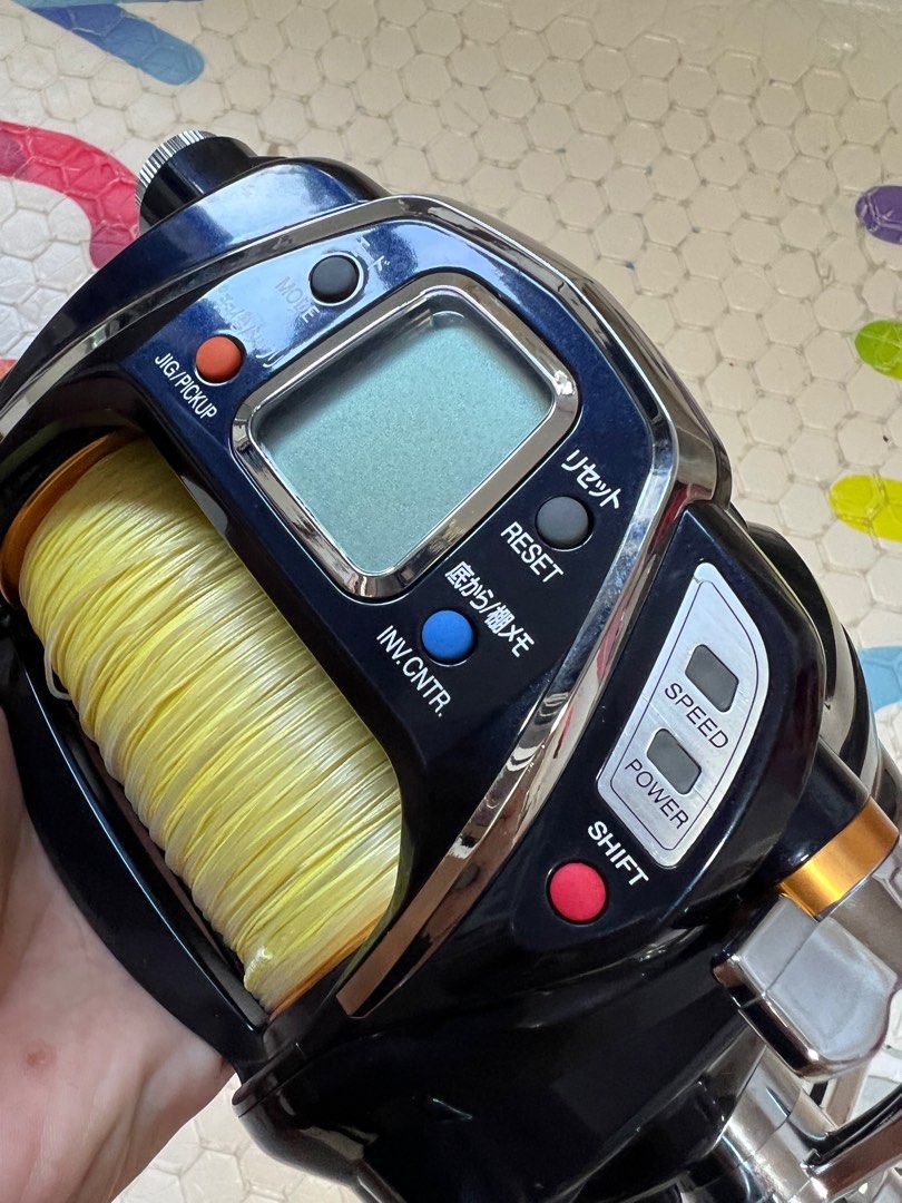 WTS: Electric Reel Daiwa Seaborg 1000 Megatwin (like new), Sports  Equipment, Fishing on Carousell