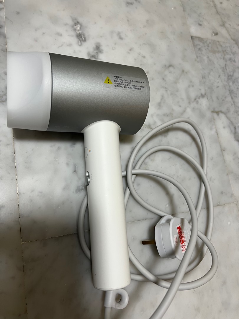 Xiaomi H500 hairdryer, Beauty & Personal Care, Hair on Carousell