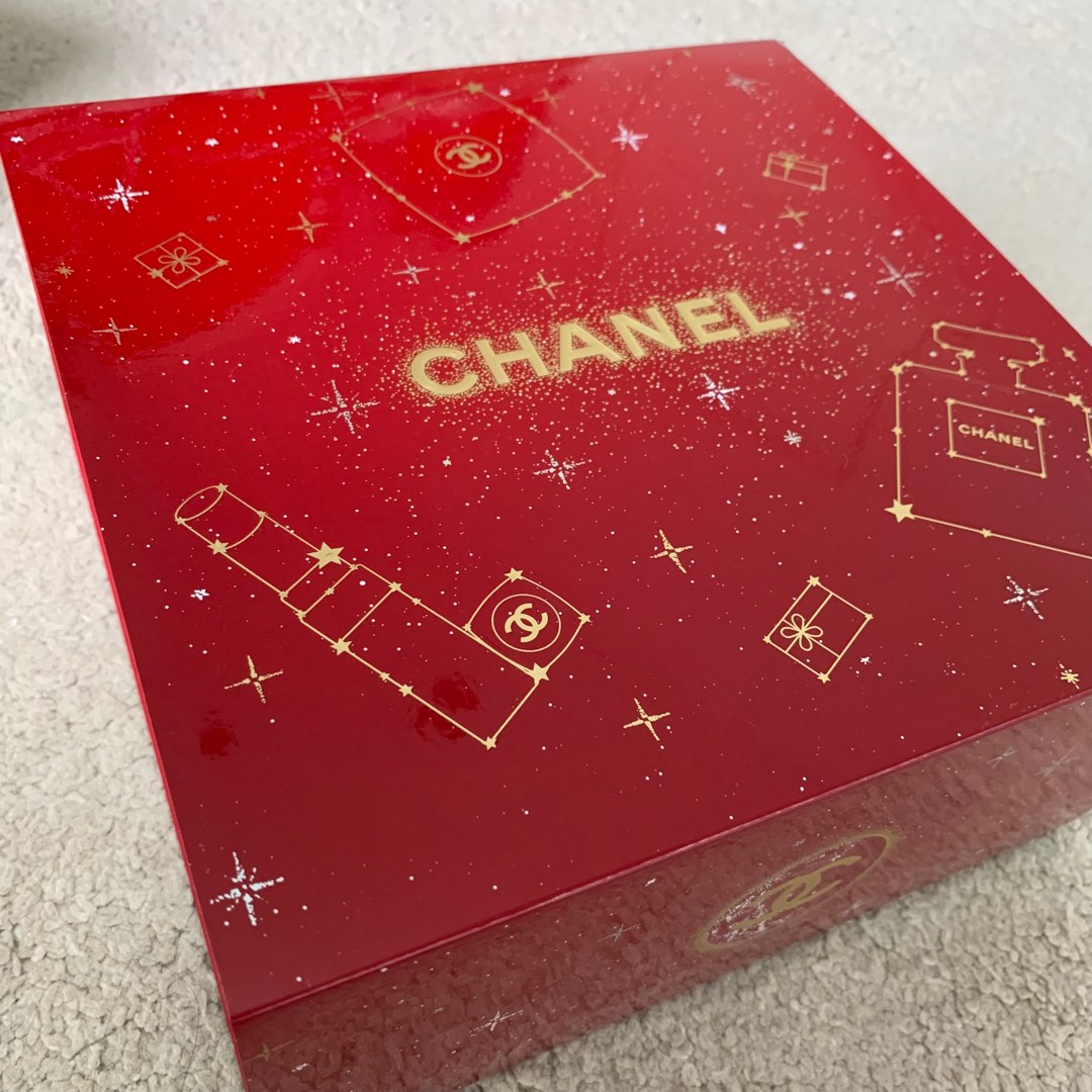 Red Beauty Box Limited Edition Red CHANEL Beauty Gift Box, Women's Fashion, Jewelry ...