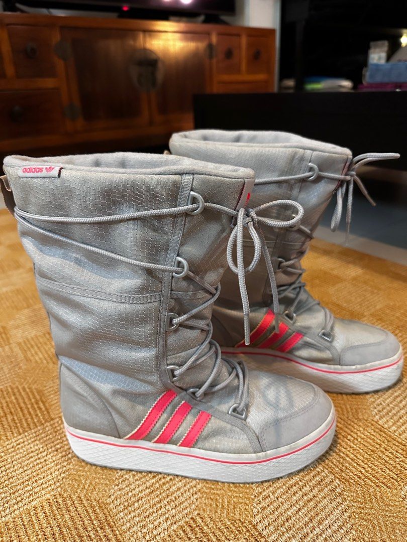 carro Amabilidad Culpable Adidas winter boots, Women's Fashion, Footwear, Boots on Carousell