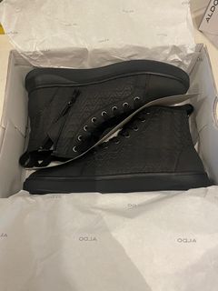 (Category: ) located in . Submitted by leahhhhhhx (Listing ID 1199257261, Image 1). Description: .